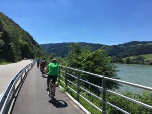 Foto RMOÖ: Neuer Radweg an der Donau im Sinne der Verkehrssicherheit